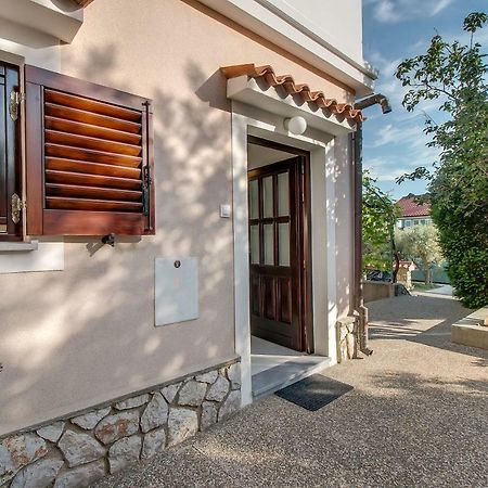 Apartment Simona Mali Losinj Ngoại thất bức ảnh