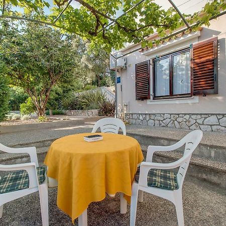 Apartment Simona Mali Losinj Ngoại thất bức ảnh