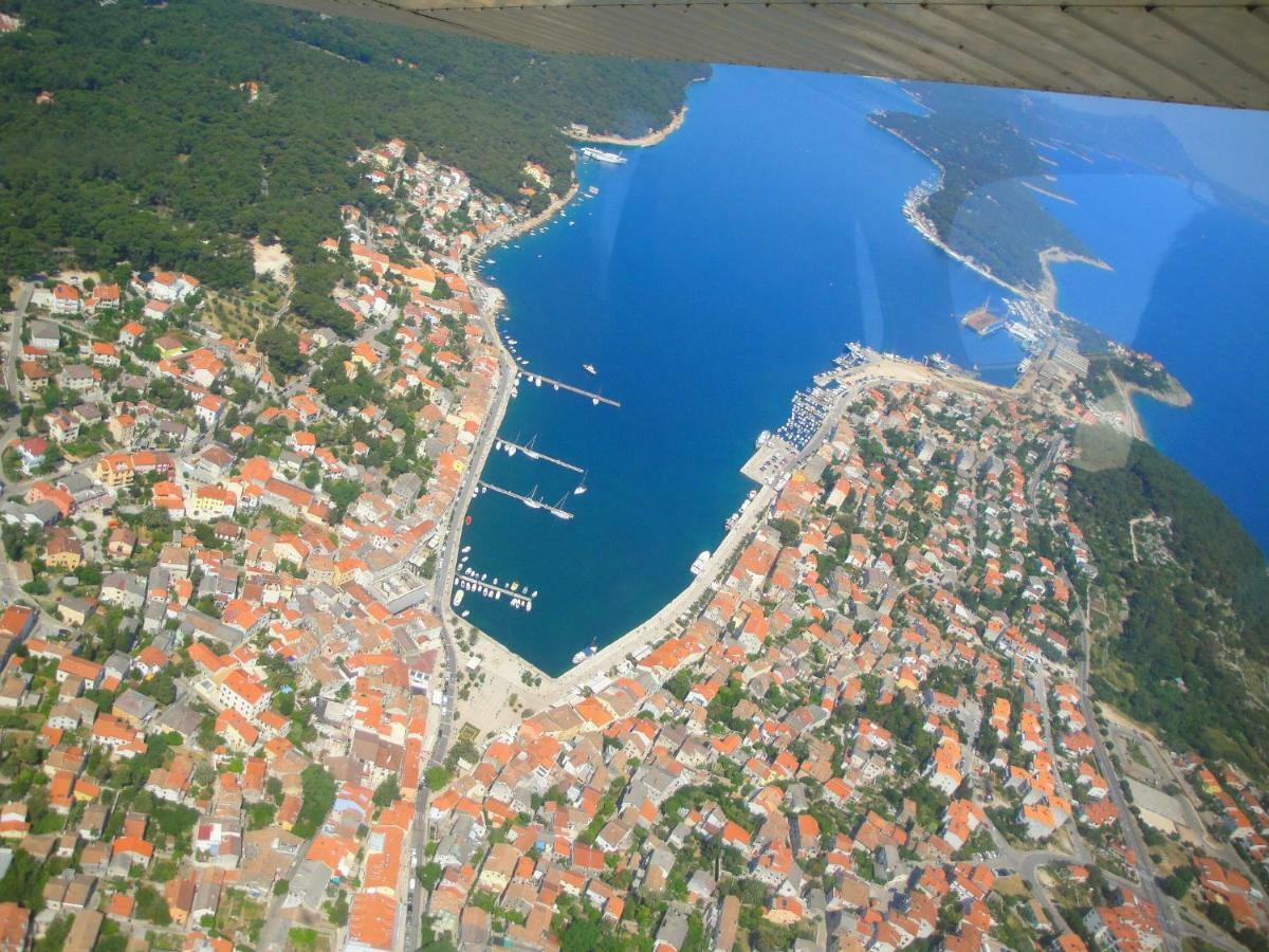 Apartment Simona Mali Losinj Ngoại thất bức ảnh