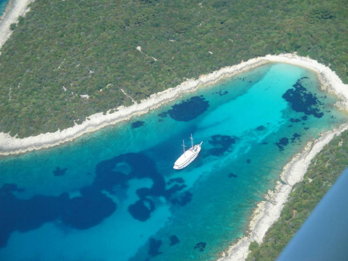 Apartment Simona Mali Losinj Ngoại thất bức ảnh