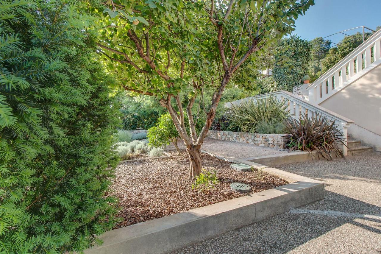 Apartment Simona Mali Losinj Ngoại thất bức ảnh