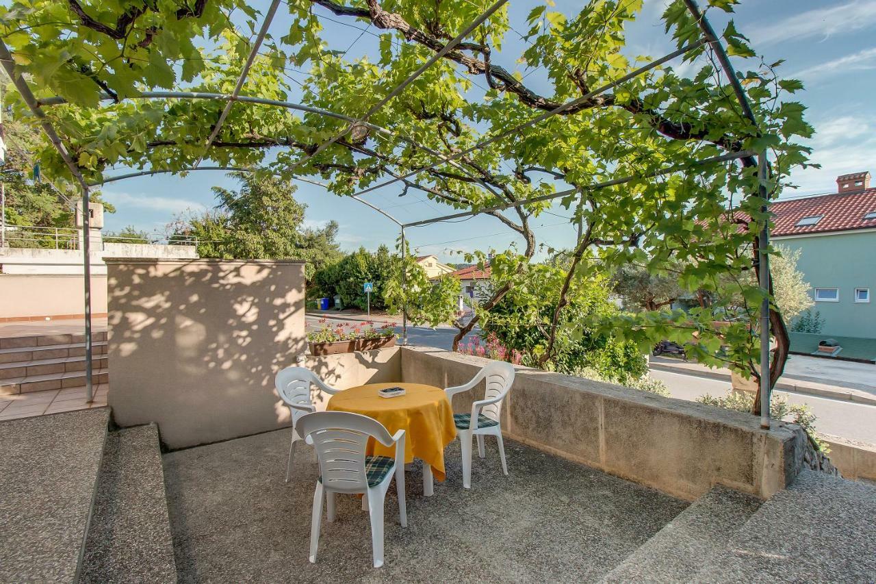 Apartment Simona Mali Losinj Ngoại thất bức ảnh